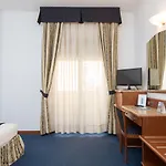 Hotel Lhp Palace & Nápoles