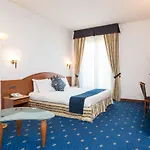 Lhp Palace & Hotel 5*