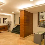 Lhp Palace & 5*