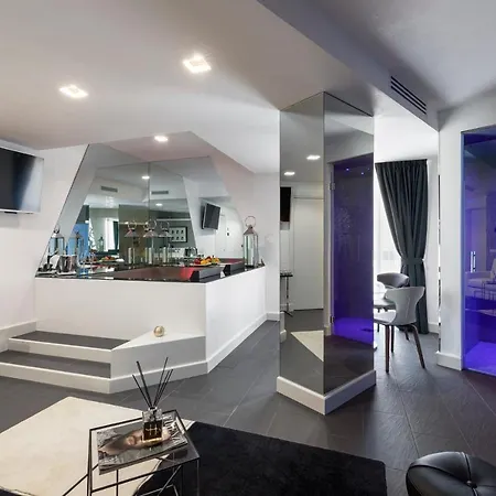 Hotel Lhp Palace &
