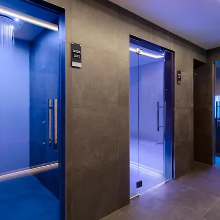 Lhp Palace & Hotel 5*