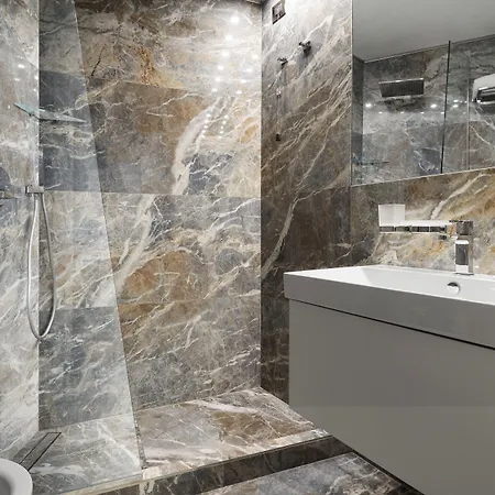 Hotel Lhp Palace & Napels