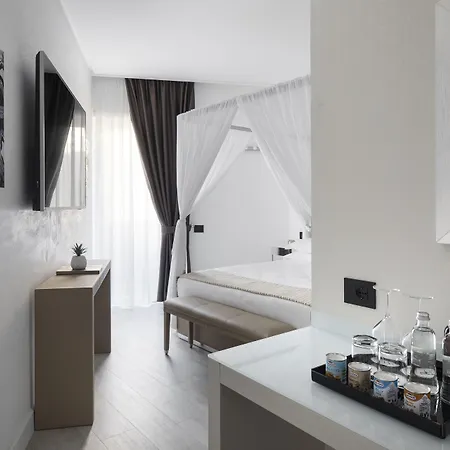 Lhp Palace & Hotel 5*