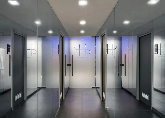 Lhp Palace & Hotel Naples