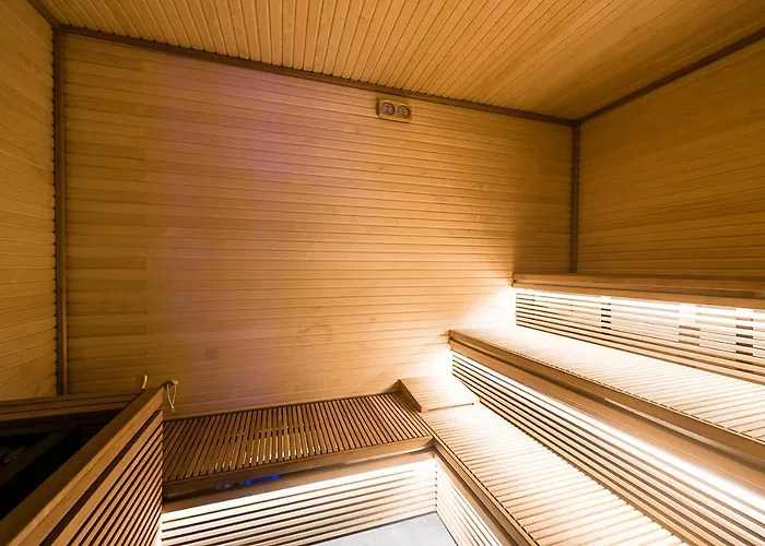 Hotel Lhp Palace & 5*