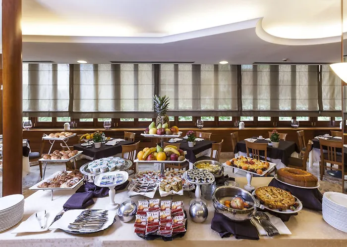 Lhp Palace & 5* Naples