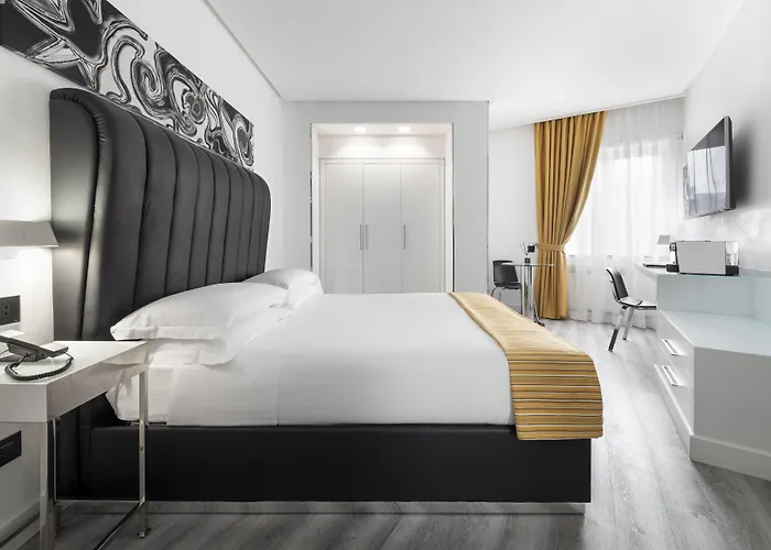 Lhp Palace & Hotel 5*