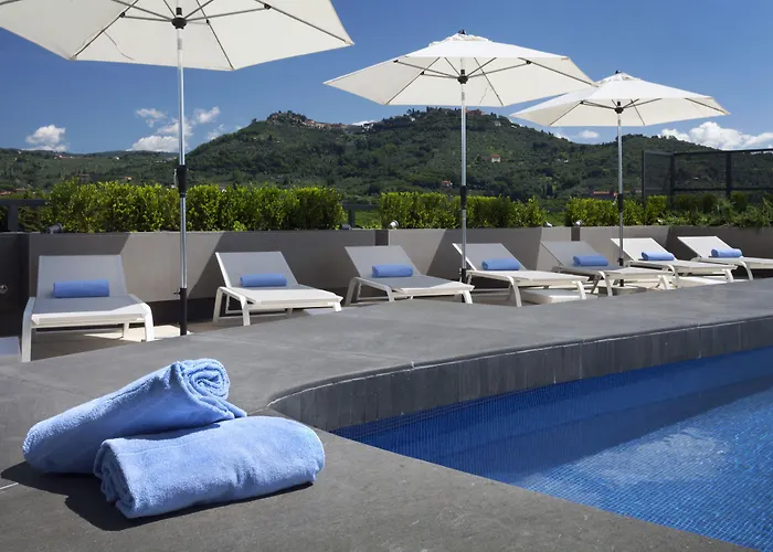 Lhp Palace & 5* Naples